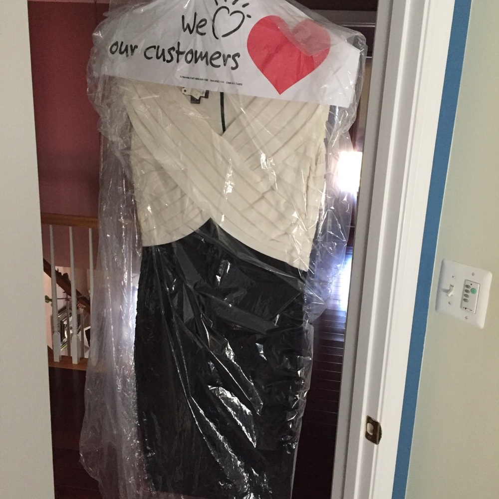 Pleated black and white dress